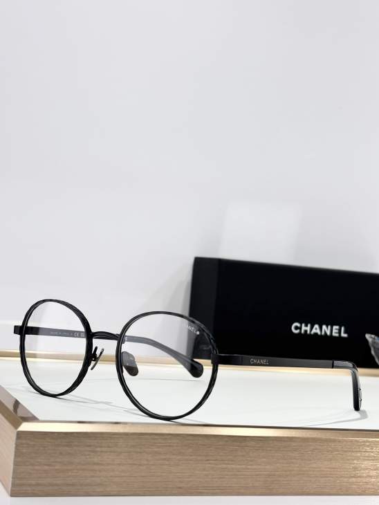 Picture of Chanel Sunglasses _SKUfw77670005fw